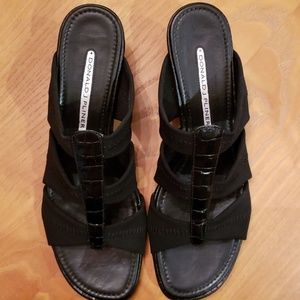 Donald Pliner sandal